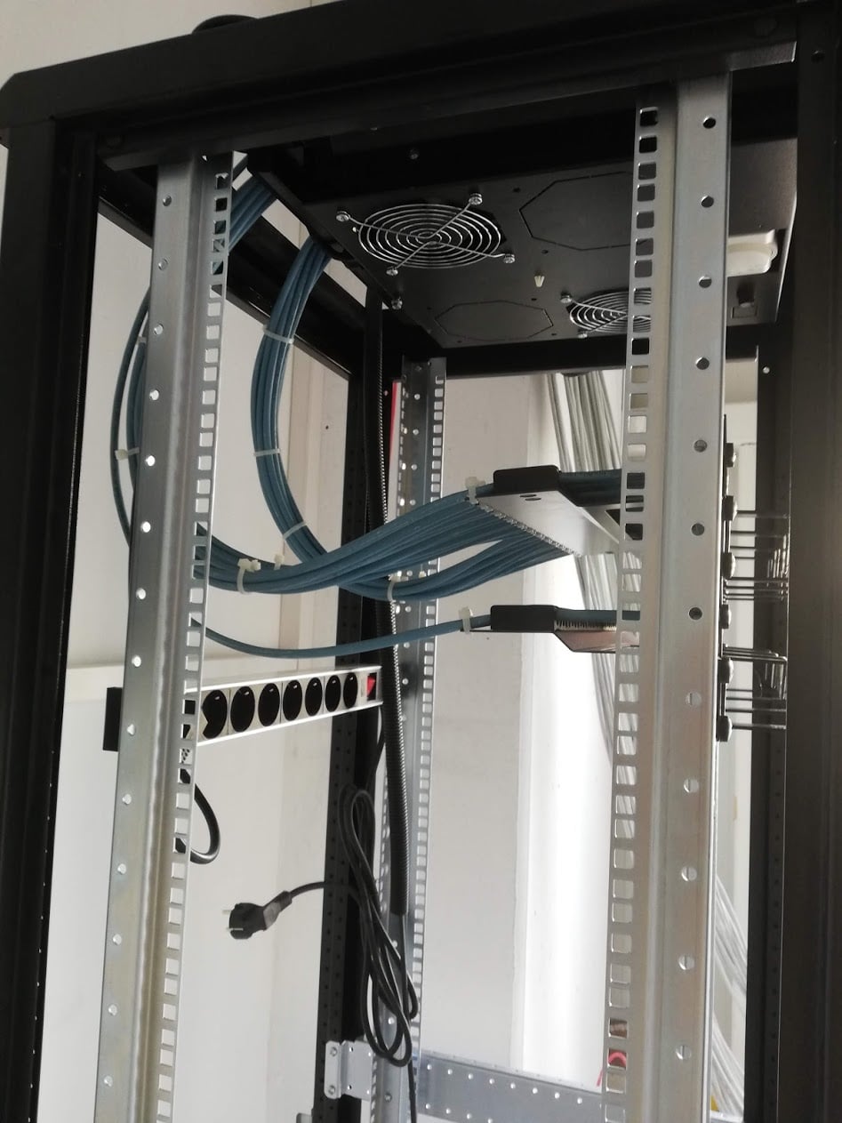 Сървърно помещение и мрежа Cat6 - снимка 7